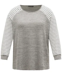 Striped Raglan Sleeve Patched Split Side T-shirt -Clothing Shop 111990503 fv 5b80ed23 77b1 43f5 81a0 e38c544bbc91