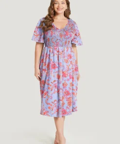 Bandana Print Pocket Shirred V Neck Ruffle Hem Dress -Clothing Shop 151198532 ic 925fcf9a 2191 429a 8de1 c37f6730f36a