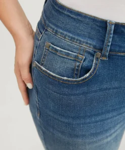 Very Stretchy High Rise Medium Wash Cropped Jeans -Clothing Shop 15471817 bp