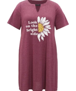 Supersoft Essentials Slogan & Sunflower Print Notched Pocket Dress 17 Supersoft Essentials Slogan & Sunflower Print Notched Pocket Dress -Clothing Shop 158960900 fe 2809eb0b 19fb 498e ae2c 1fe9138ecc49