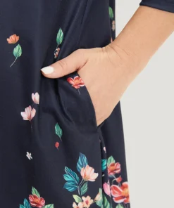 Floral Print Crew Neck Asymmetrical Hem T-shirt -Clothing Shop 177865769 lw