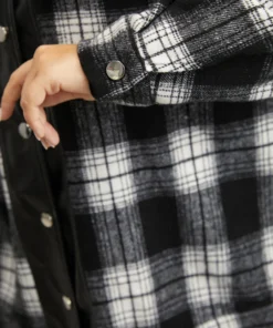 Plaid Patchwork Contrast Button Up Shacket -Clothing Shop 178162245 ev