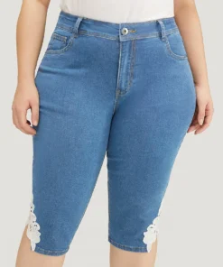 Very Stretchy High Rise Medium Wash Guipure Lace Knee Denim Shorts -Clothing Shop 1905536 xf