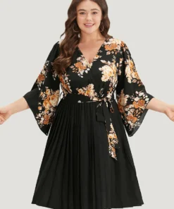 Floral Print Bell Sleeve Belted Pleated Hem Dress