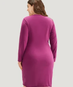 Supersoft Essentials Solid Crew Neck Gathered Dress -Clothing Shop 196246190 re 890685c4 e4da 410f 82d0 72a54c2cd40b