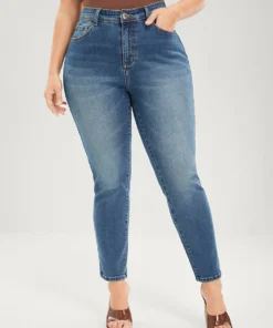 Mom Jeans Straight Very Stretchy Mid Rise Medium Wash Jeans