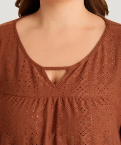 Plain Geometric Eyelet Keyhole Petal Sleeve T-shirt -Clothing Shop 208731717 kw 9e0cb8ab 3cad 497b a112 c116e43a00c1