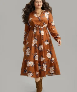 Floral Print Notched Shirred Elastic Cuffs Dress 16 Floral Print Notched Shirred Elastic Cuffs Dress -Clothing Shop 212825749 ga ffcdc1e9 1e4b 4308 a1e8 28dd87f54875