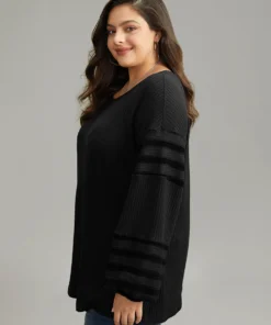 Plain Texture Patchwork Hollow Out T-shirt -Clothing Shop 215441498 ug 0cd72f74 5f47 4174 b763 3f0d85623373