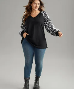 Ditsy Floral Contrast Raglan Sleeve Sweatshirt -Clothing Shop 220928716 jy 2a7317ba 617a 4636 ab40 3d19ba985049