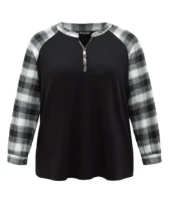 Plaid Patchwork Notched Button Detail Sweatshirt 30 Plaid Patchwork Notched Button Detail Sweatshirt -Clothing Shop 22347523 mg 16f57177 c6c0 40d4 ae2e 0a442048906b