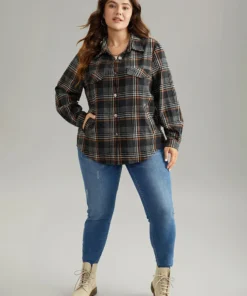 Plaid Button Fly Flap Pocket Shacket 14 Plaid Button Fly Flap Pocket Shacket -Clothing Shop 23364014 ad