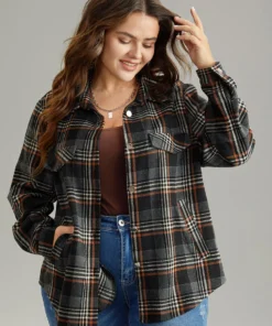 Plaid Button Fly Flap Pocket Shacket 15 Plaid Button Fly Flap Pocket Shacket -Clothing Shop 242851480 vy