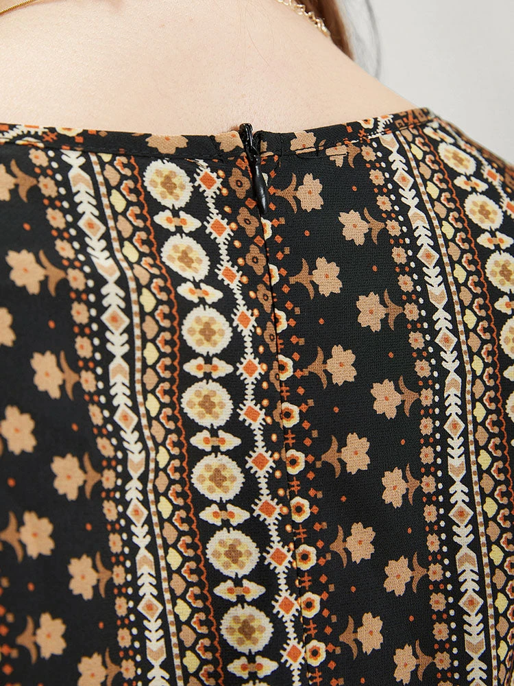 Bandana Print Surplice Neck Belted Ruffle Sleeve Jumpsuit 8 Bandana Print Surplice Neck Belted Ruffle Sleeve Jumpsuit - Image 6