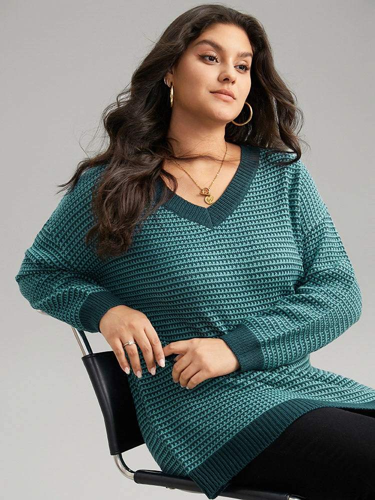 Solid Plisse V Neck Split Side Pullover 5 Solid Plisse V Neck Split Side Pullover - Image 3