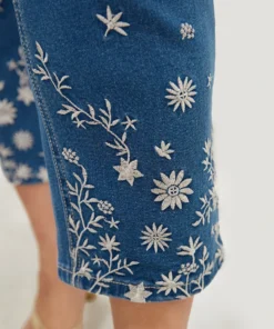 Very Stretchy High Rise Medium Wash Embroidered Hem Jeans -Clothing Shop 281497043 co