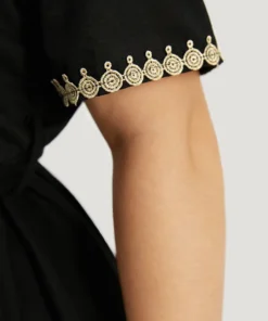 Crochet Lace Round Neck Ties Hanky Hem T-shirt -Clothing Shop 290550879 bs