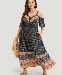Bandana Print Pocket Ruffle Trim Cold Shoulder Maxi Dress 15 Bandana Print Pocket Ruffle Trim Cold Shoulder Maxi Dress -Clothing Shop 290984447 hq