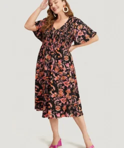 Bandana Print Pocket Shirred V Neck Ruffle Hem Dress -Clothing Shop 296621805 xh