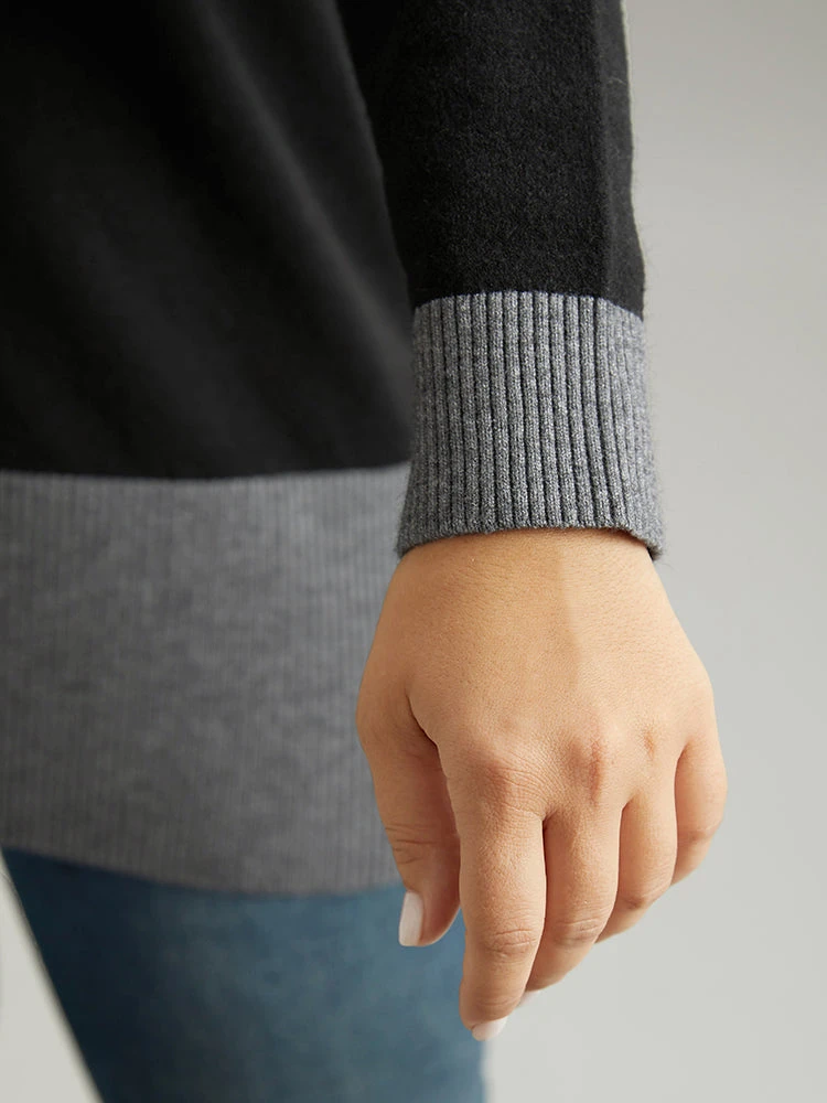 Supersoft Essentials Contrast Deep V Neck Button Detail Pullover 11 Supersoft Essentials Contrast Deep V Neck Button Detail Pullover - Image 9