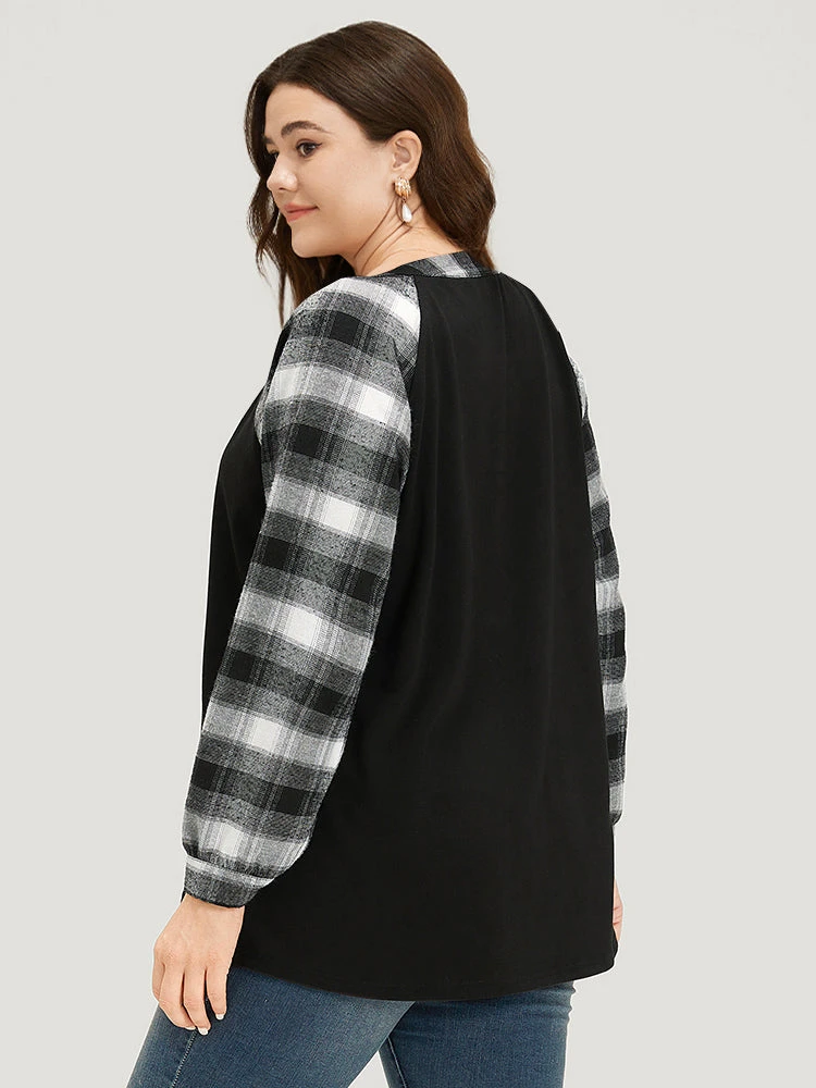 Plaid Patchwork Notched Button Detail Sweatshirt 7 Plaid Patchwork Notched Button Detail Sweatshirt - Image 5