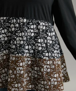 Ditsy Floral Colorblock Contrast Ruffle Hem T-shirt -Clothing Shop 324291671 ea