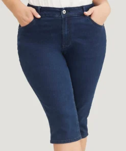 Moderately Stretchy High Rise Knee Denim Shorts