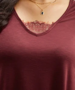 Solid Crochet Lace Mesh Hanky Hem T-shirt 14 Solid Crochet Lace Mesh Hanky Hem T-shirt -Clothing Shop 327903495 vt d17f1a9f a96d 4cfa a9d2 00aeefa3629a