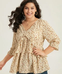 Ditsy Floral Tiered Ruffles Gathered Blouse -Clothing Shop 373715324 wx