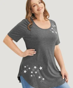 Star Print Split Arc Hem T-shirt