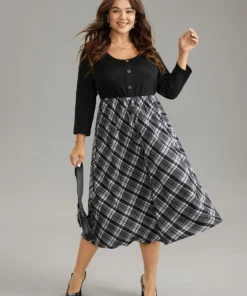 Plaid Patchwork Scoop Neck Button Detail Dress
