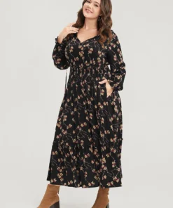 Floral Lantern Sleeve Pocket Tie Neck Shirred Midi Dress 7 Floral Lantern Sleeve Pocket Tie Neck Shirred Midi Dress -Clothing Shop 3 70853885 c94e 469a 9021 56988bb3f8ca