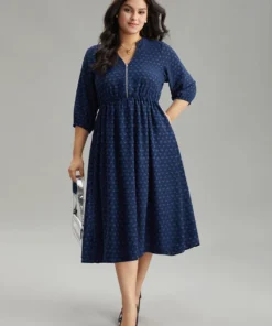 Plain Heart Textured Half Zip Notched Dress