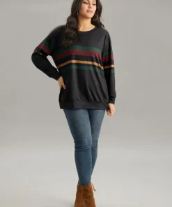 Contrast Striped Basic Crew Neck Sweatshirt 10 Contrast Striped Basic Crew Neck Sweatshirt -Clothing Shop 414206890 dv 9c6c9dee 1662 4acb 9dbe b8d5db2dacd6