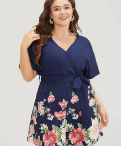Floral Pocket Batwing Sleeve Surplice Neck Romper 18 Floral Pocket Batwing Sleeve Surplice Neck Romper -Clothing Shop 422592109 ld