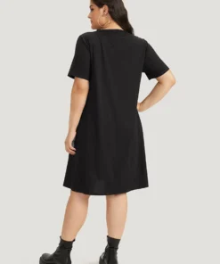 Supersoft Essentials Heart & Letter Pocket Crew Neck Dress -Clothing Shop 424424922 sf