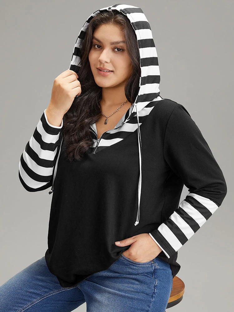 Striped Patchwork Hooded Half Zip Sweatshirt 5 Striped Patchwork Hooded Half Zip Sweatshirt - Image 3