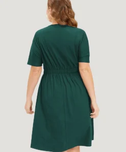 Supersoft Essentials Contrast Button Detail Shirred Pocket Dress -Clothing Shop 468363433 tl