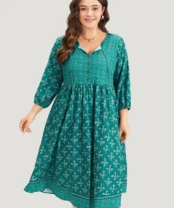 Bandana Print Tie Neck Button Detail Dress 17 Bandana Print Tie Neck Button Detail Dress -Clothing Shop 470582196 vn