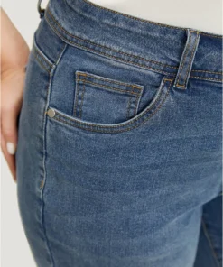 Very Stretchy High Rise Medium Wash Full Jeans -Clothing Shop 494127110 fn