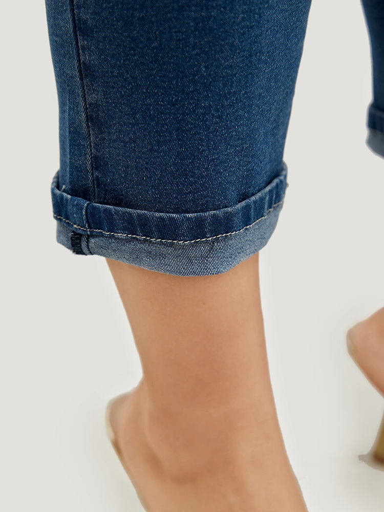 Very Stretchy High Rise Dark Wash Ripped Detail Cropped Jeans 10 Very Stretchy High Rise Dark Wash Ripped Detail Cropped Jeans - Image 8