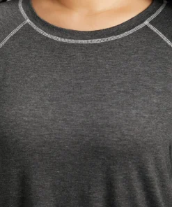 Bandana Print Crew Neck Raglan Sleeve T-shirt -Clothing Shop 52616599 id 545e4f67 b6cb 4108 8db1 803f0766a2e4