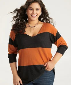 Halloween Supersoft Essentials Colorblock Contrast Elastic Cuffs Pullover -Clothing Shop 529010513 zo 4b5edea7 d27e 4104 b171 409a071d3f11