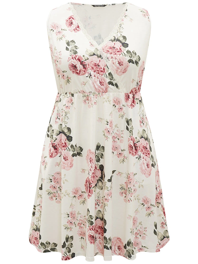 Floral Print Pocket Lace Panel Overlap Collar Tank Sleep Dress 10 Floral Print Pocket Lace Panel Overlap Collar Tank Sleep Dress - Image 8