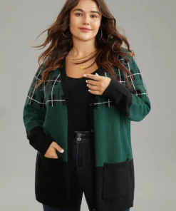 Supersoft Essentials Plaid Geometric Contrast Pocket Cardigan