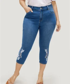 Very Stretchy High Rise Medium Wash Embroidered Cropped Jeans