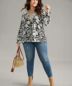 Silhouette Floral Print Contrast Webbing Blouse -Clothing Shop 539981195 am
