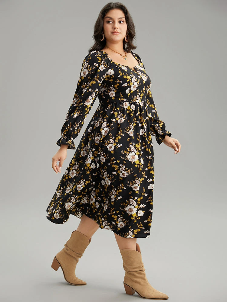 Floral Print Notched Frill Trim Gathered Shirred Dress 6 Floral Print Notched Frill Trim Gathered Shirred Dress - Image 4