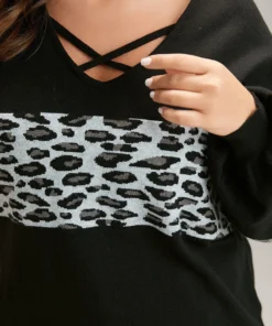 Anti-Pilling Leopard Patchwork Crisscross Neck Pullover -Clothing Shop 548371837 vl ebb8b9f1 df46 49c1 8652 5c1fd4b68237