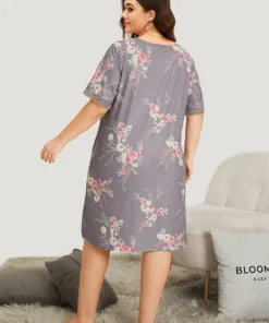 Floral Print Keyhole Pocket Lace Panel Night Dress -Clothing Shop 56846189 zi